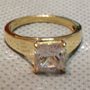 2.5C SIMULATED DIAMOND SOLITAIRE 14K YELLOW GOLD 7